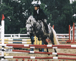 Prospect's Callahan competes with owner Patty Todd of Star-One Farm in Gambier, Ohio, in the early 2000s. (Photo courtesy Patty Todd) Prospect's Callahan competes with owner Patty Todd of Star-One Farm in Gambier, Ohio, in the early 2000s. (Photo courtesy Patty Todd)